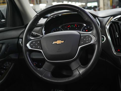 Used 2020 Chevrolet Traverse Premier w/ Redline Edition AWD/4WD image 18