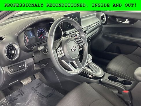 Used 2019 Kia Forte S image 7