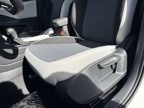 New 2026 Volkswagen Taos S FWD image 15