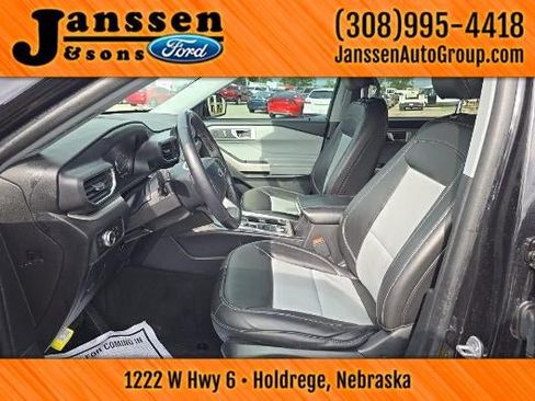 Used 2023 Ford Explorer XLT w/ Equipment Group 202A AWD/4WD image 11