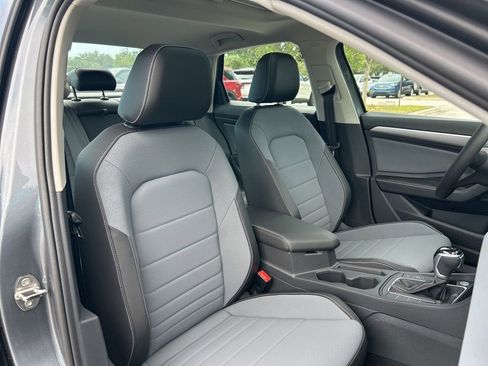New 2025 Volkswagen Jetta SE image 39