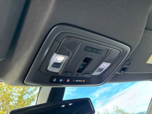 Used 2019 GMC Sierra 1500 SLT w/ SLT Convenience Package image 23