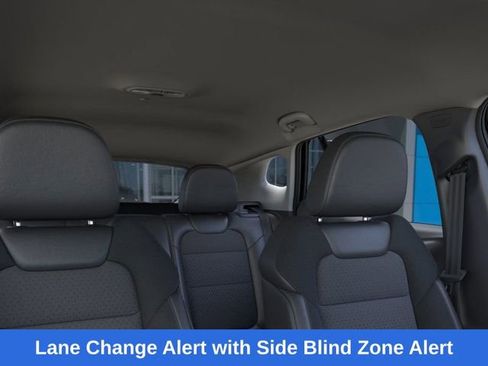 New 2026 Chevrolet Trax LT image 25
