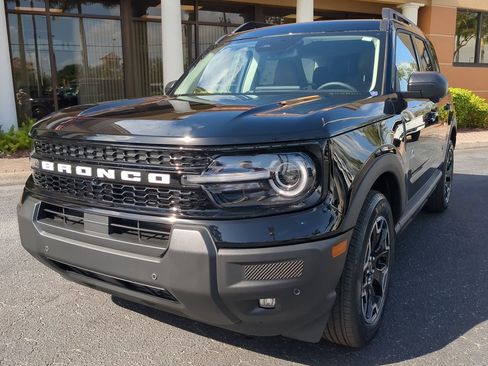 New 2025 Ford Bronco Sport Outer Banks w/ Outer Banks Tech Package+ image 8