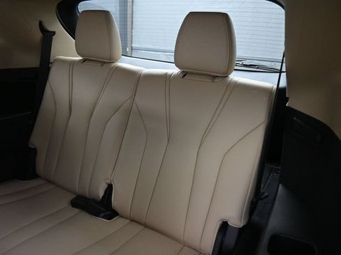 Used 2023 Acura MDX w/ Technology Package FWD image 24