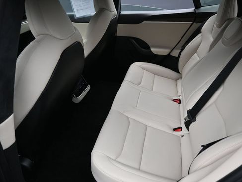 Used 2022 Tesla Model S AWD/4WD image 24