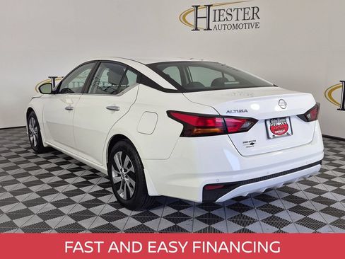 Used 2024 Nissan Altima 2.5 S FWD image 6