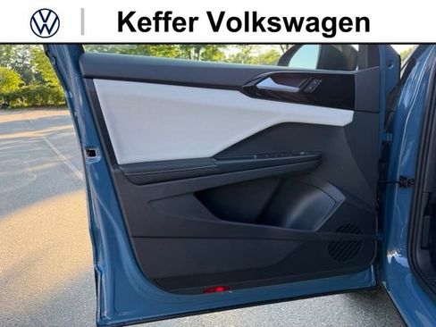 New 2026 Volkswagen Taos S FWD image 13
