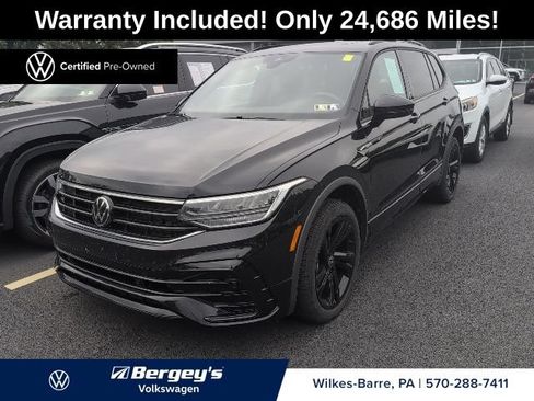 Certified 2024 Volkswagen Tiguan SE R-Line AWD/4WD image 1