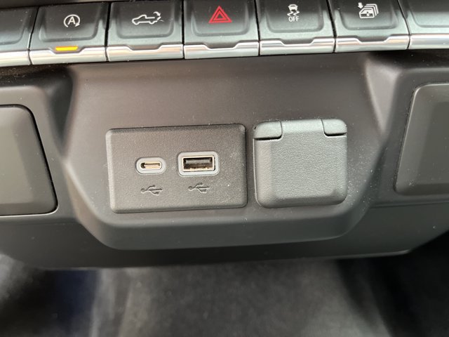 Used 2021 GMC Sierra 1500 Elevation AWD/4WD image 18