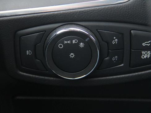 Used 2022 Ford Edge Titanium w/ Equipment Group 301A image 25