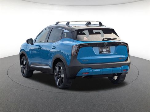 New 2026 Nissan Kicks SR w/ Cold Weather Package image 7