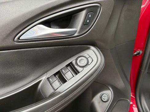 Used 2021 Buick Encore GX Select w/ Sport Touring Package image 19