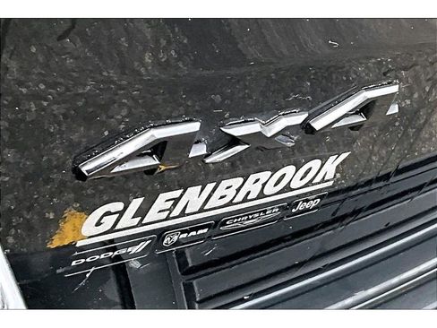 Used 2021 Jeep Grand Cherokee Laredo X image 9