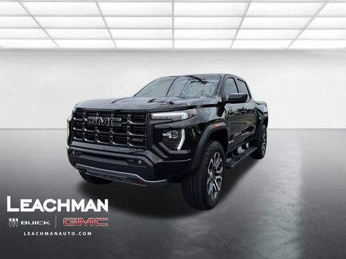 Used 2024 GMC Canyon AT4 AWD/4WD image 9