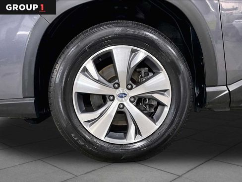 Used 2022 Subaru Ascent Premium w/ Convenience Package AWD/4WD image 11