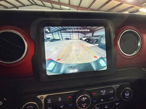 Used 2020 Jeep Gladiator Rubicon image 17