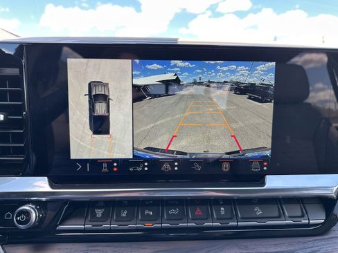 New 2025 GMC Sierra 3500 SLT w/ SLT Premium Package AWD/4WD image 15