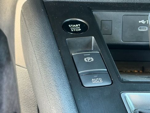 Used 2026 Nissan Kicks SV FWD image 31