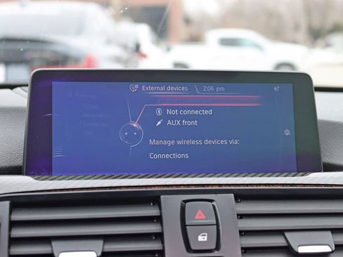 Used 2015 BMW M4 Convertible w/ Executive Package image 29