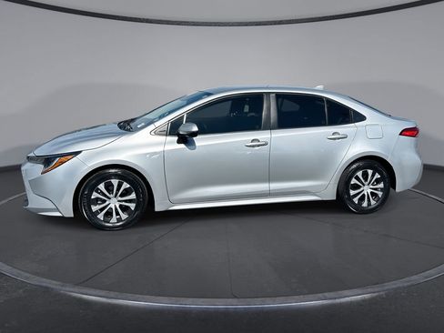 Used 2022 Toyota Corolla LE FWD image 15