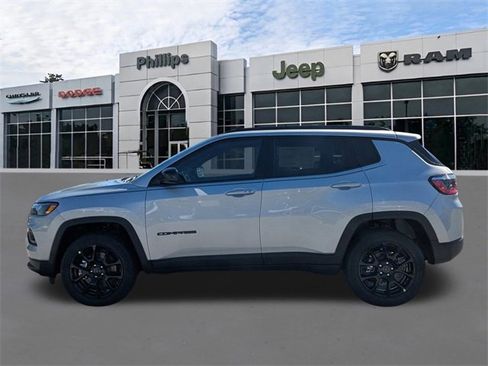 New 2026 Jeep Compass Latitude image 7