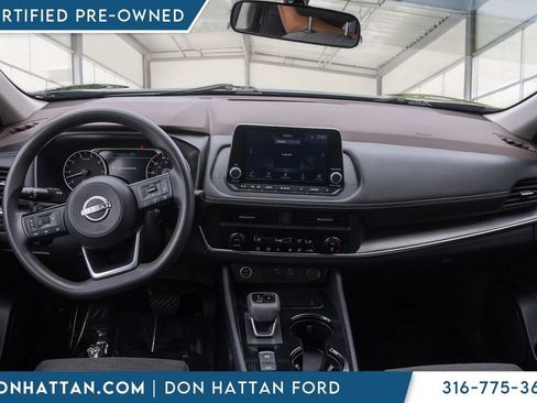 Used 2023 Nissan Rogue SV AWD/4WD image 4