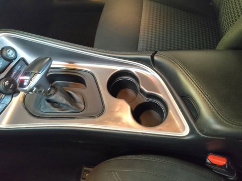 Used 2019 Dodge Challenger SXT RWD image 26