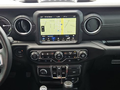 Used 2023 Jeep Wrangler Unlimited Sahara w/ Cold Weather Group image 20