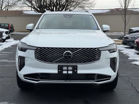 New 2026 Volvo XC90 T8 Ultra w/ Protection Package Premier image 25