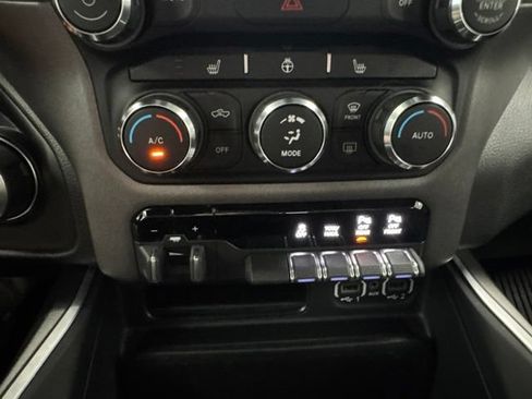 Used 2021 RAM 1500 Big Horn AWD/4WD image 41
