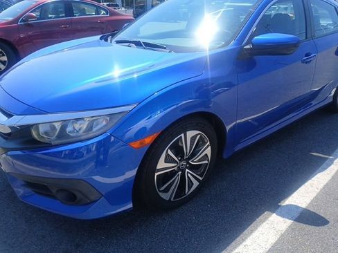 Used 2017 Honda Civic EX-L image 4
