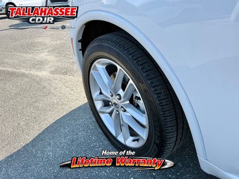 Used 2024 Dodge Durango R/T AWD/4WD image 12