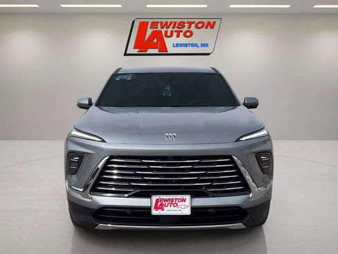 Certified 2025 Buick Enclave Preferred image 8