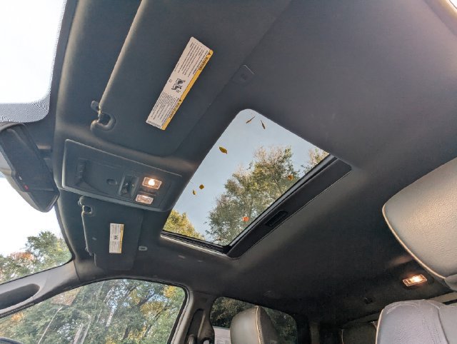 Used 2017 RAM 1500 Limited AWD/4WD image 3