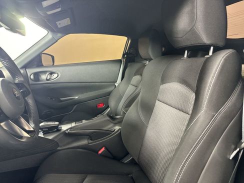 Certified 2024 Nissan Z Sport w/ Floor Mat Package image 20