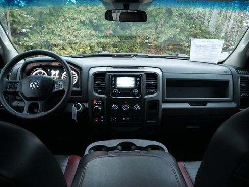 Used 2019 RAM 1500 Tradesman w/ Tradesman SXT Package image 10