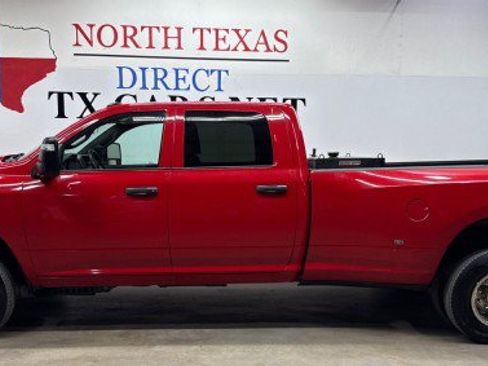 Used 2023 RAM 3500 Tradesman image 12
