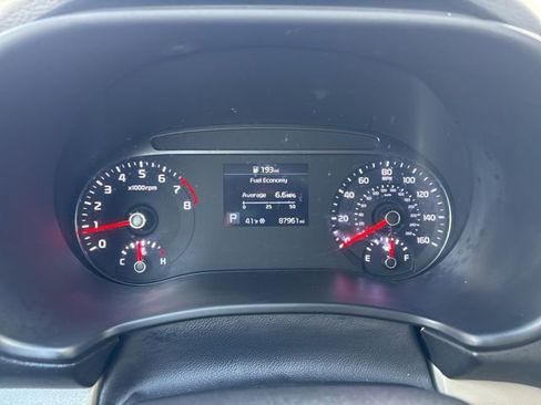 Used 2021 Kia Soul LX image 11