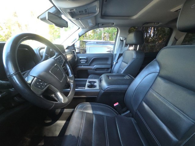 Used 2019 GMC Sierra 2500 Denali w/ Duramax Plus Package AWD/4WD image 11