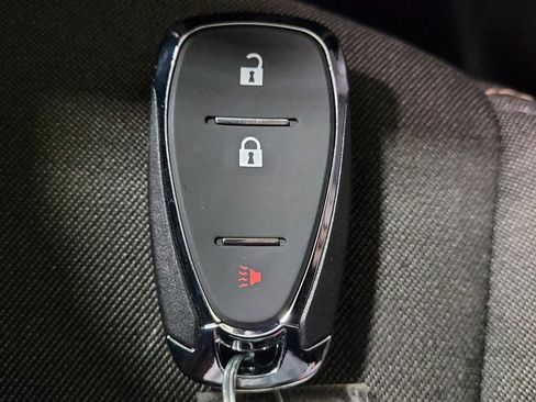 Used 2018 Chevrolet Equinox LT image 32