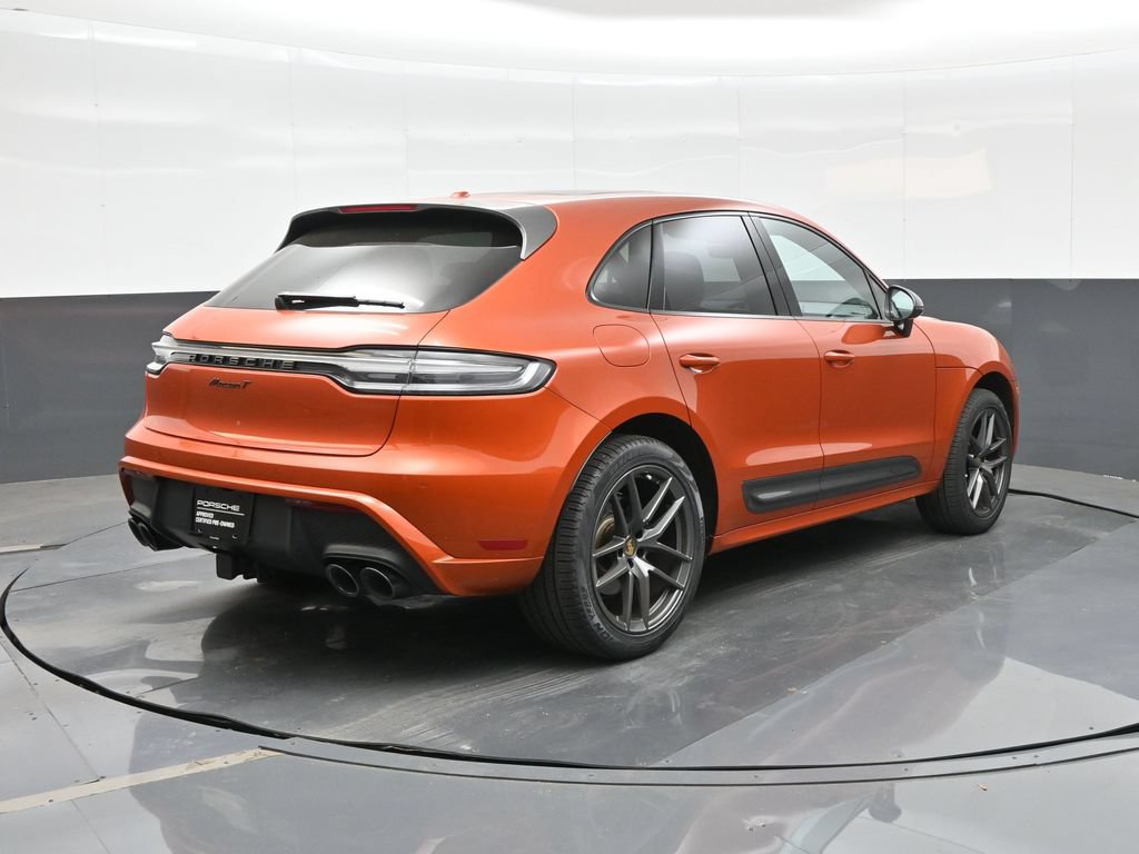 Certified 2024 Porsche Macan Turbo AWD/4WD image 8