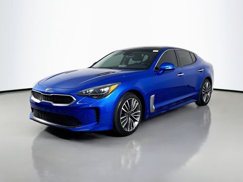 Used 2019 Kia Stinger w/ Sun & Sound Package image 4