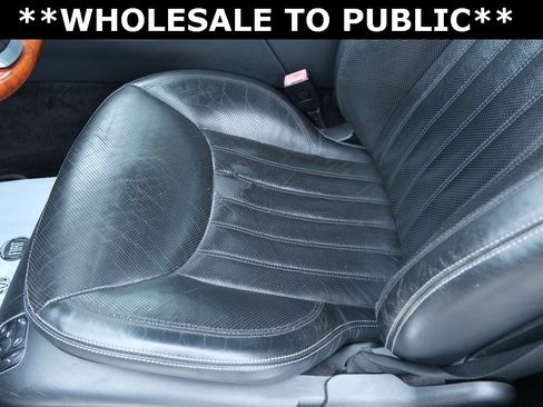 Used 2011 Mercedes-Benz SL 550 image 21