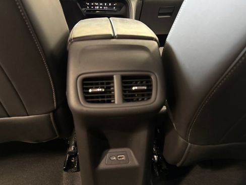 Used 2022 Buick Envision Preferred AWD/4WD image 20