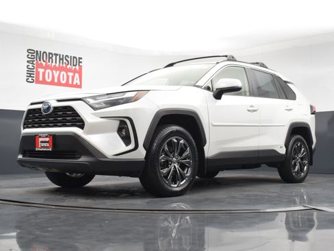 Used 2023 Toyota RAV4 XLE Premium image 34
