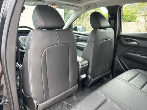 New 2027 Chevrolet Bolt RS w/ Technology Package FWD image 17