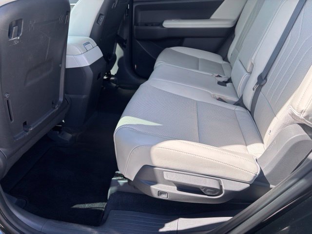 Used 2024 Hyundai Santa Fe SEL AWD/4WD image 35
