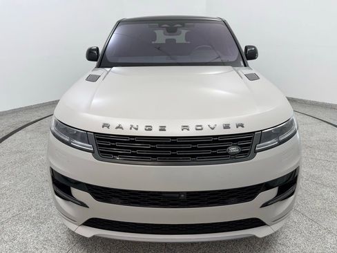 Used 2023 Land Rover Range Rover Sport SE Dynamic image 38