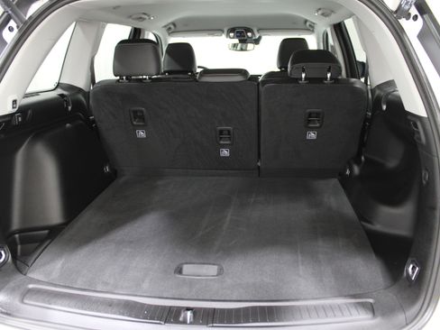 Used 2024 Jeep Grand Cherokee Limited image 22